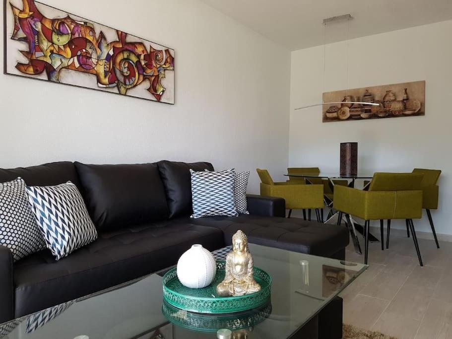 Beautiful Apartment In La Carihuela, Torremolinos Buitenkant foto